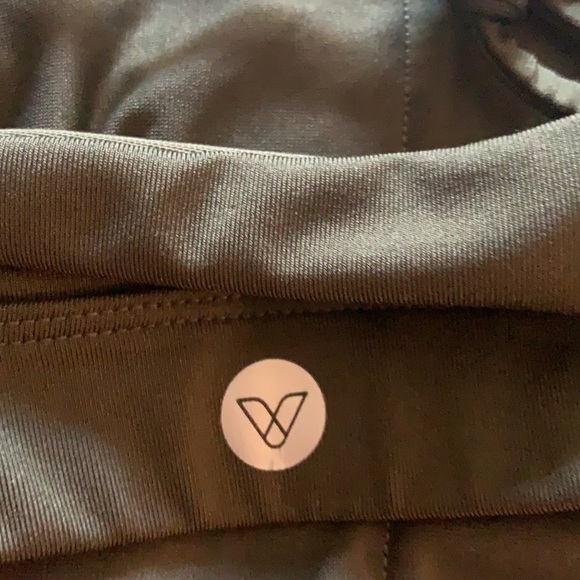 Lane Bryant Livi Active Green Olive Plus aSize Sport Bra 14 - Picture 5 of 9